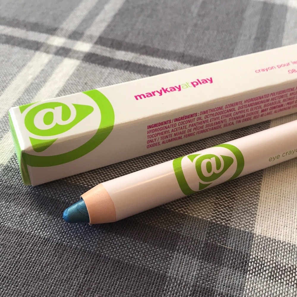 Mary Kay at Play eye crayon